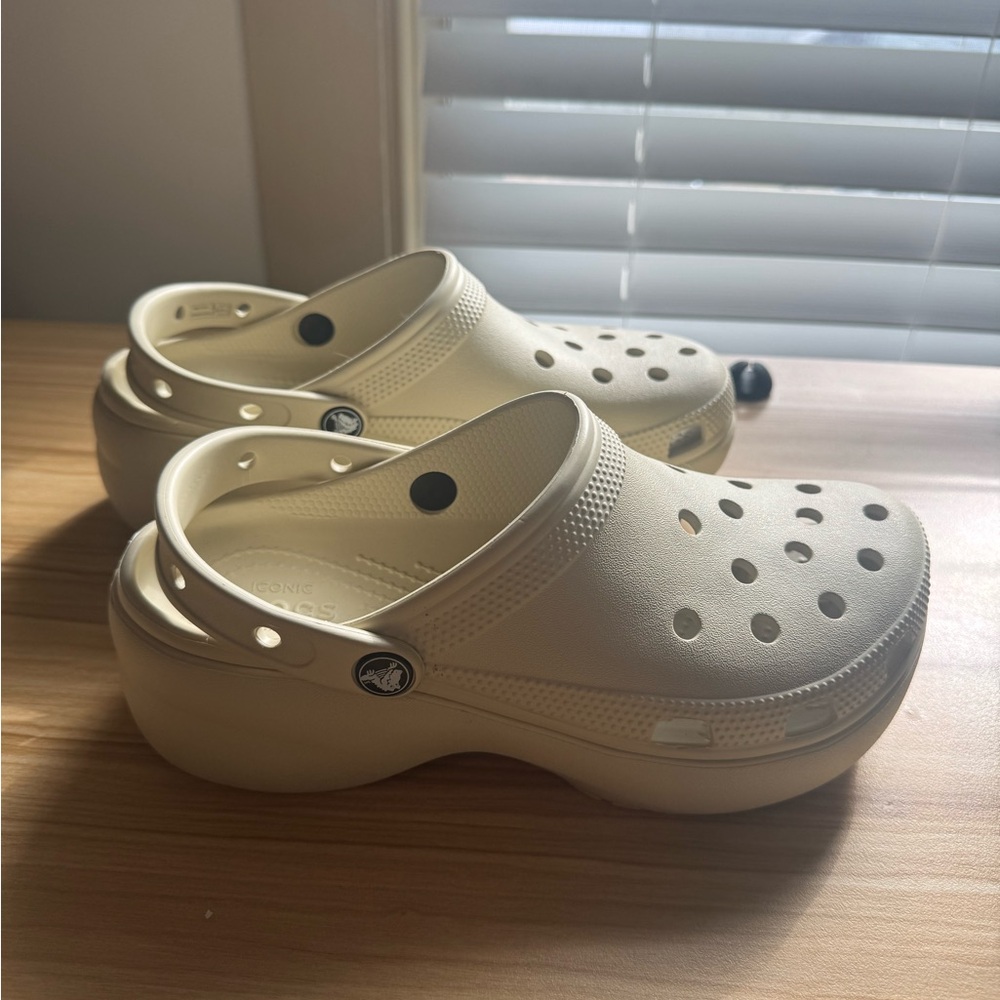 Cream Platform Crocs - Picture 3 of 3